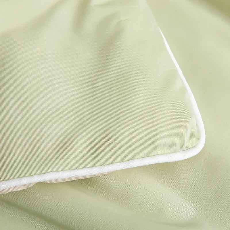 Cooling Blanket for Bed Silky Air Condition Comforter Lightweight Cooled Summer Quilt with Double Side Cold & Cooling Fabric
to make summer nights cooler and better.